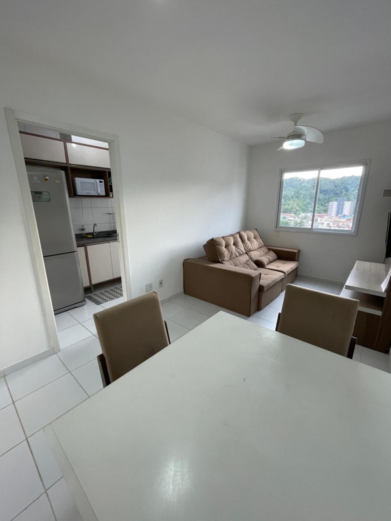 Apartamento No Setimo Andar - Estacionamento - 850 Metros Da Praia - Pet Friendly Caraguatatuba Exterior foto